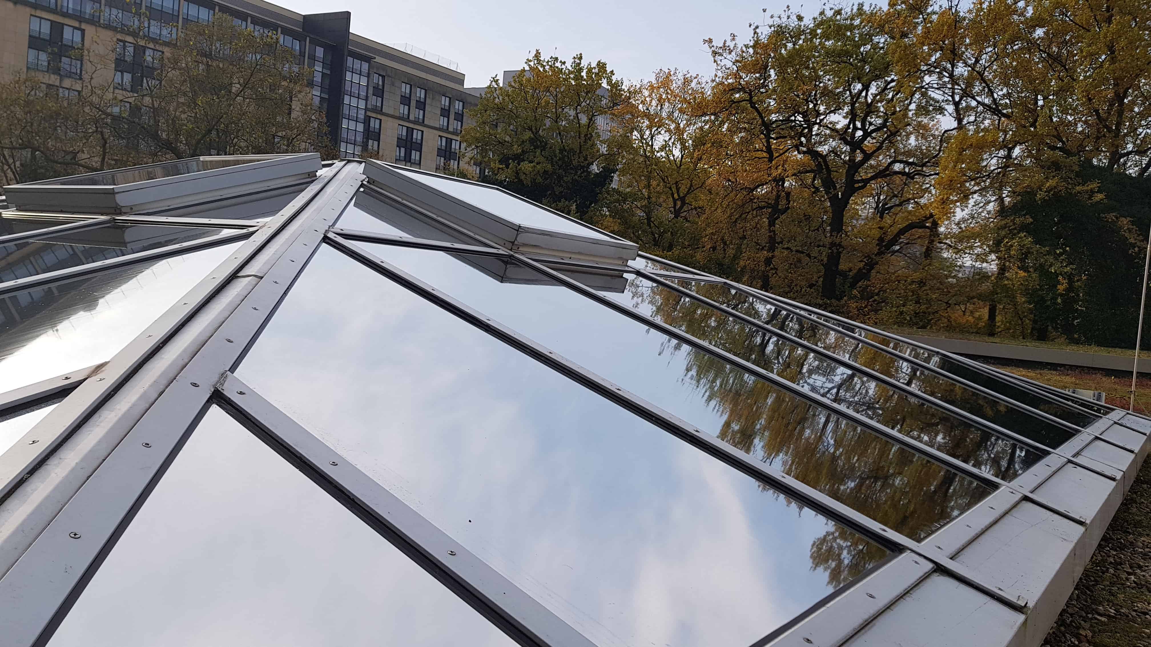 Llumar Montage Fachunternehmen Polynord Folientechnik für Sonnenschutzfolie